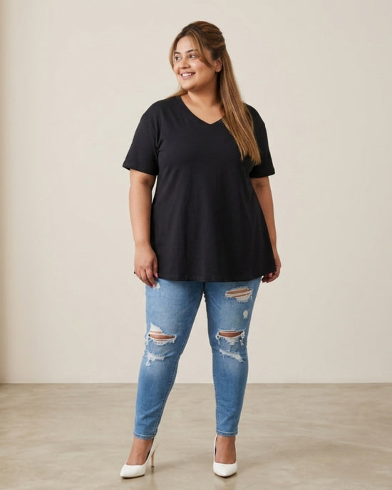 Pluswear Everyday V Neck A-Line Cotton Tshirt (Black)