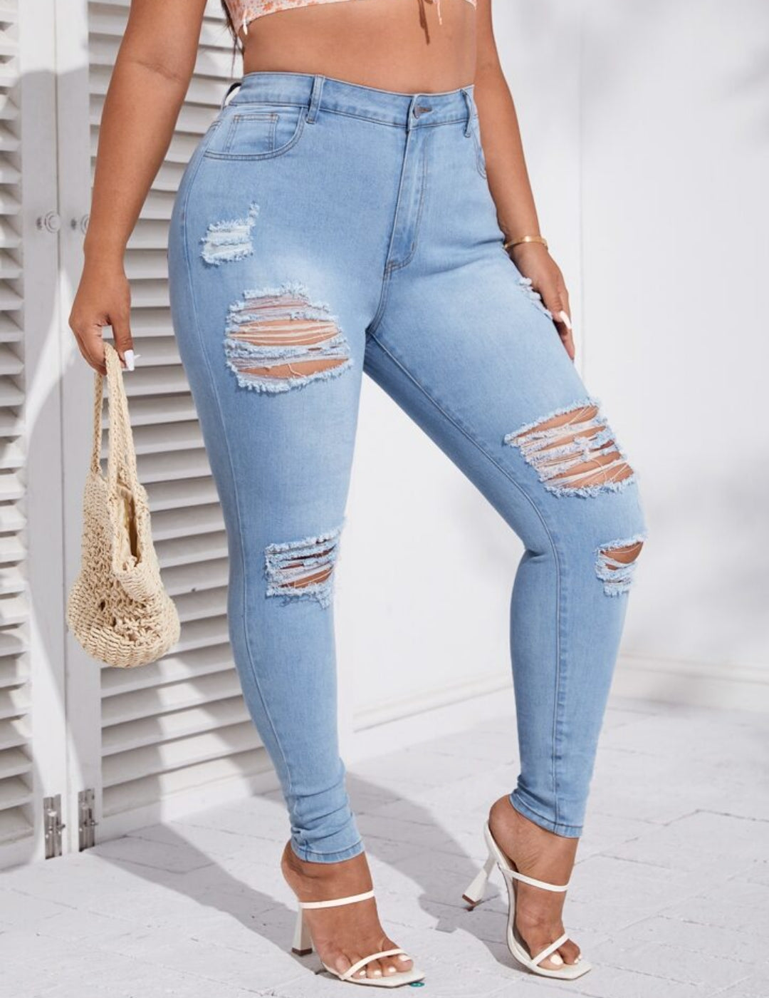 Plus Solid Ripped Skinny Jeans J312