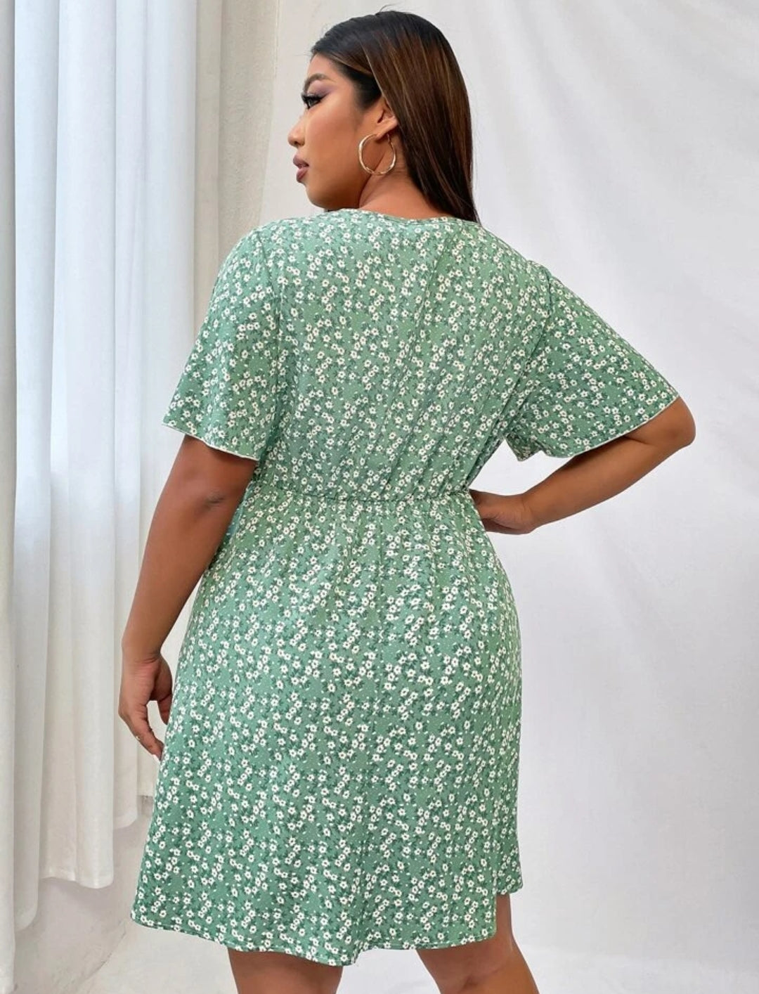 Plus Ditsy Floral Butterfly Sleeve Dress D270