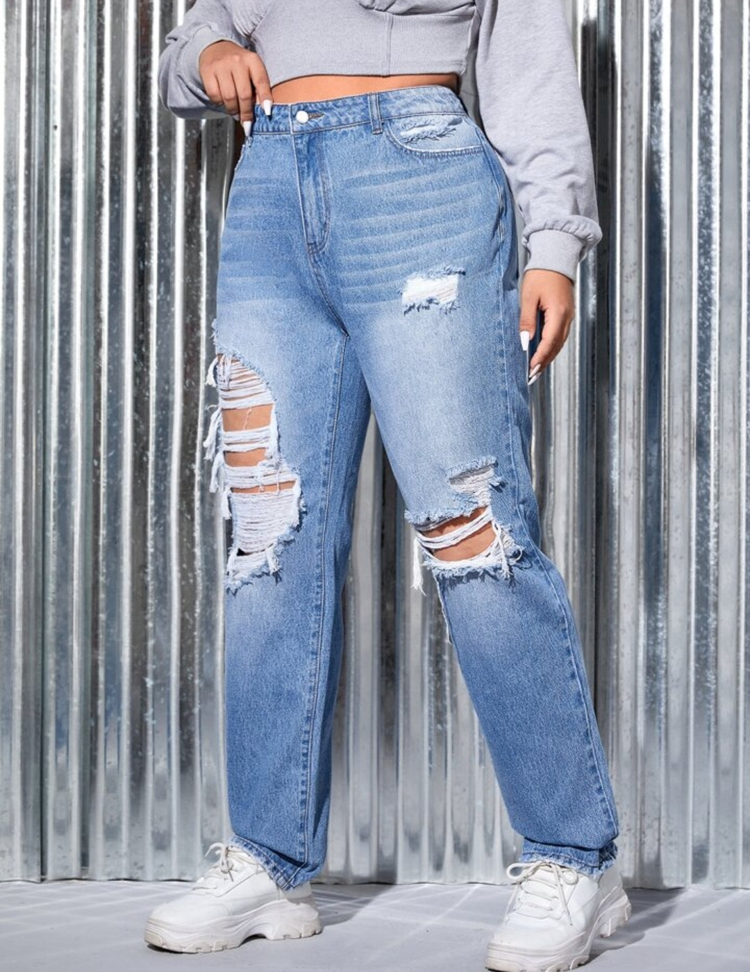Plus Ripped Straight Jeans J53