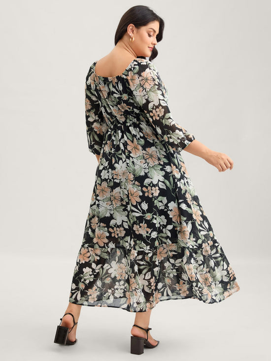 Plus Floral SweetHeart Neck Piping Detail Gathered Dress D4008