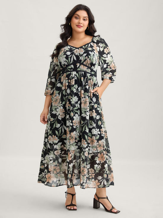 Plus Floral SweetHeart Neck Piping Detail Gathered Dress D4008