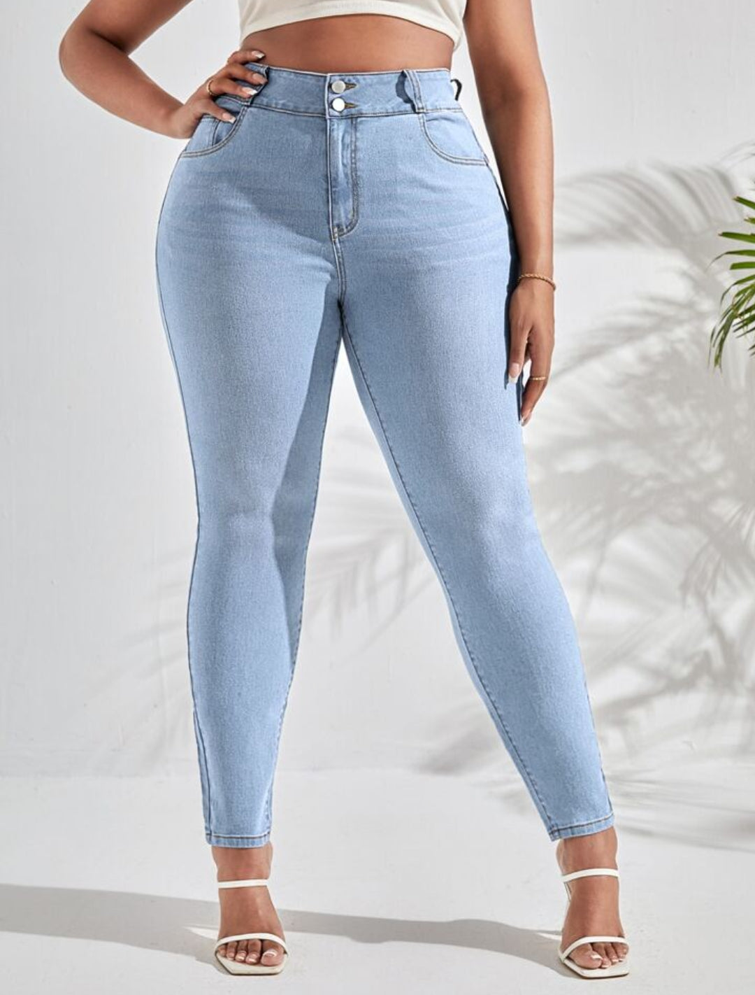 Plus High Waist Button Fly Skinny Jeans J146